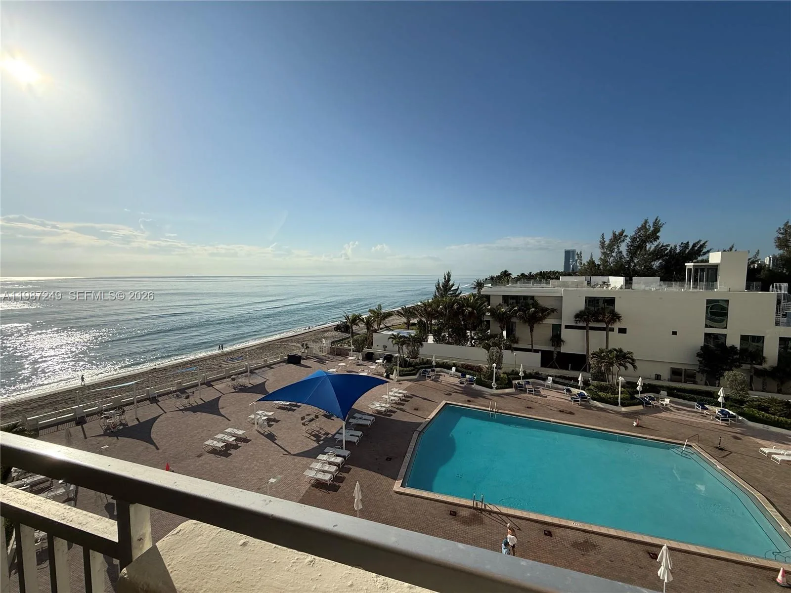 3180 S Ocean Dr # 509, Hallandale Beach, FL 33009