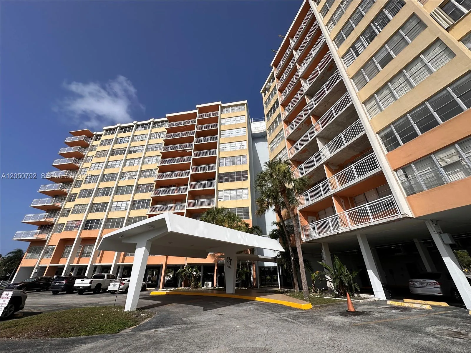 2025 NE 164th St # 1008, North Miami Beach, FL 33162