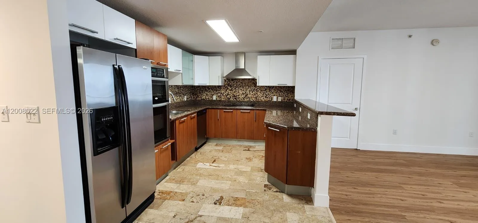170 SE 14th St # 1408, Miami, FL 33131