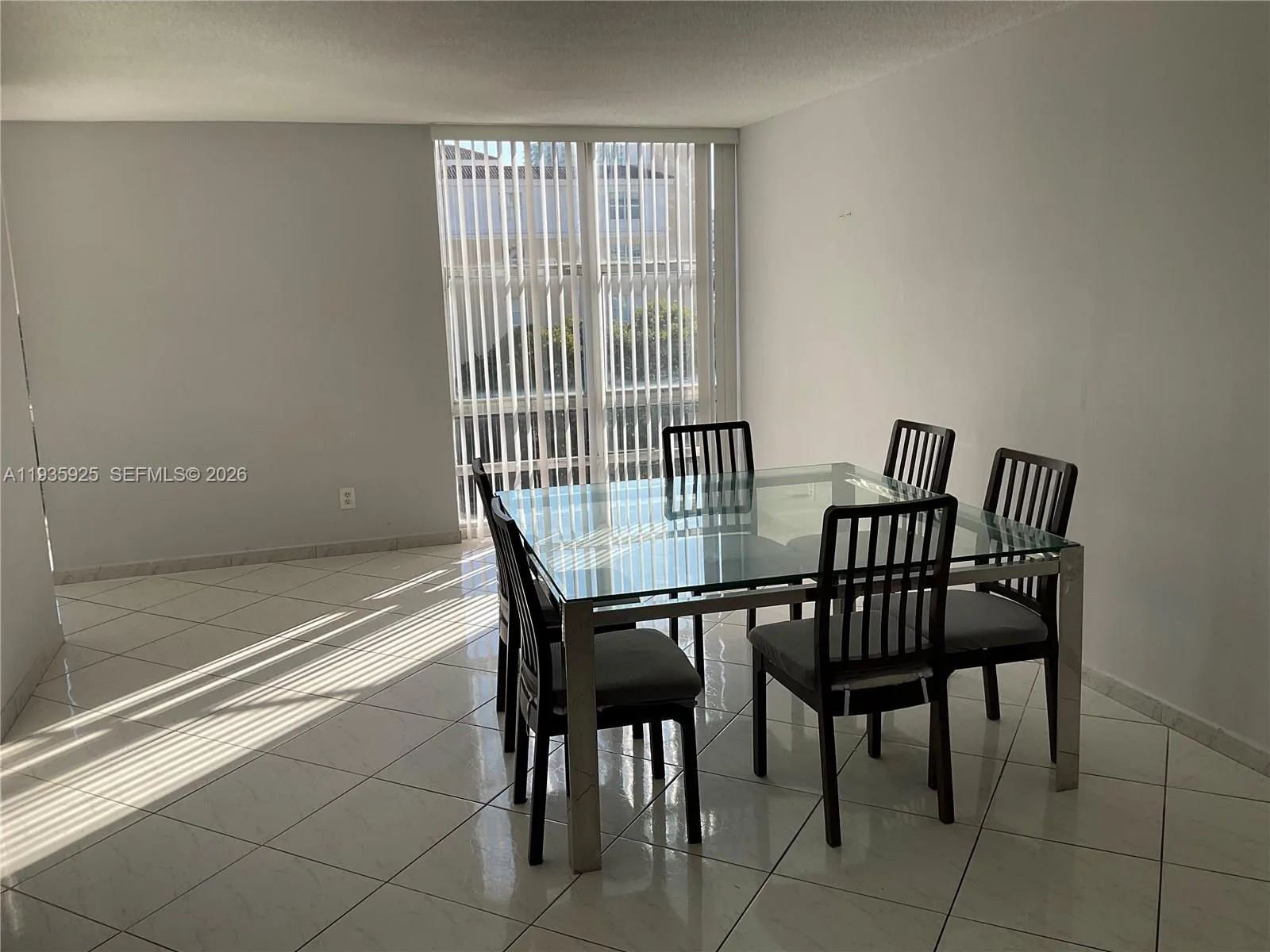 200 172nd St # 520, Sunny Isles Beach, FL 33160 photo 5