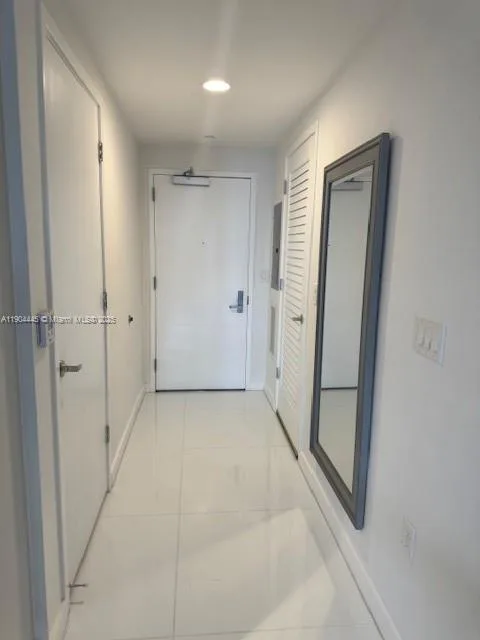 1010 Brickell Ave # 2510, Miami, FL 33131