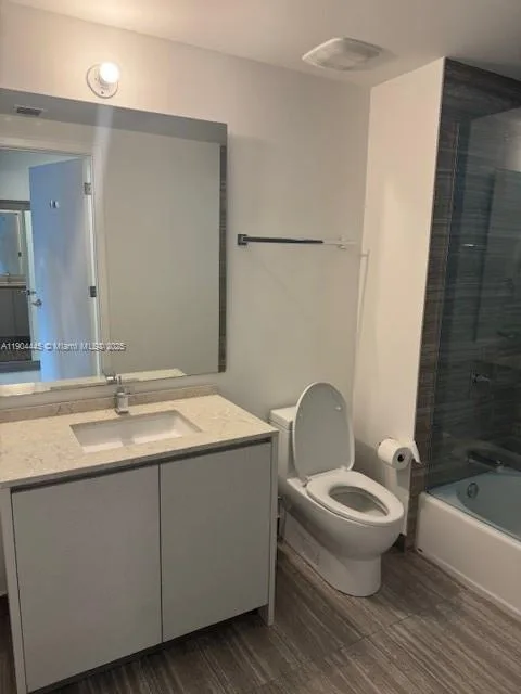 1010 Brickell Ave # 2510, Miami, FL 33131 photo 11