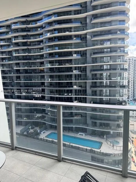 1010 Brickell Ave # 2510, Miami, FL 33131 photo 13