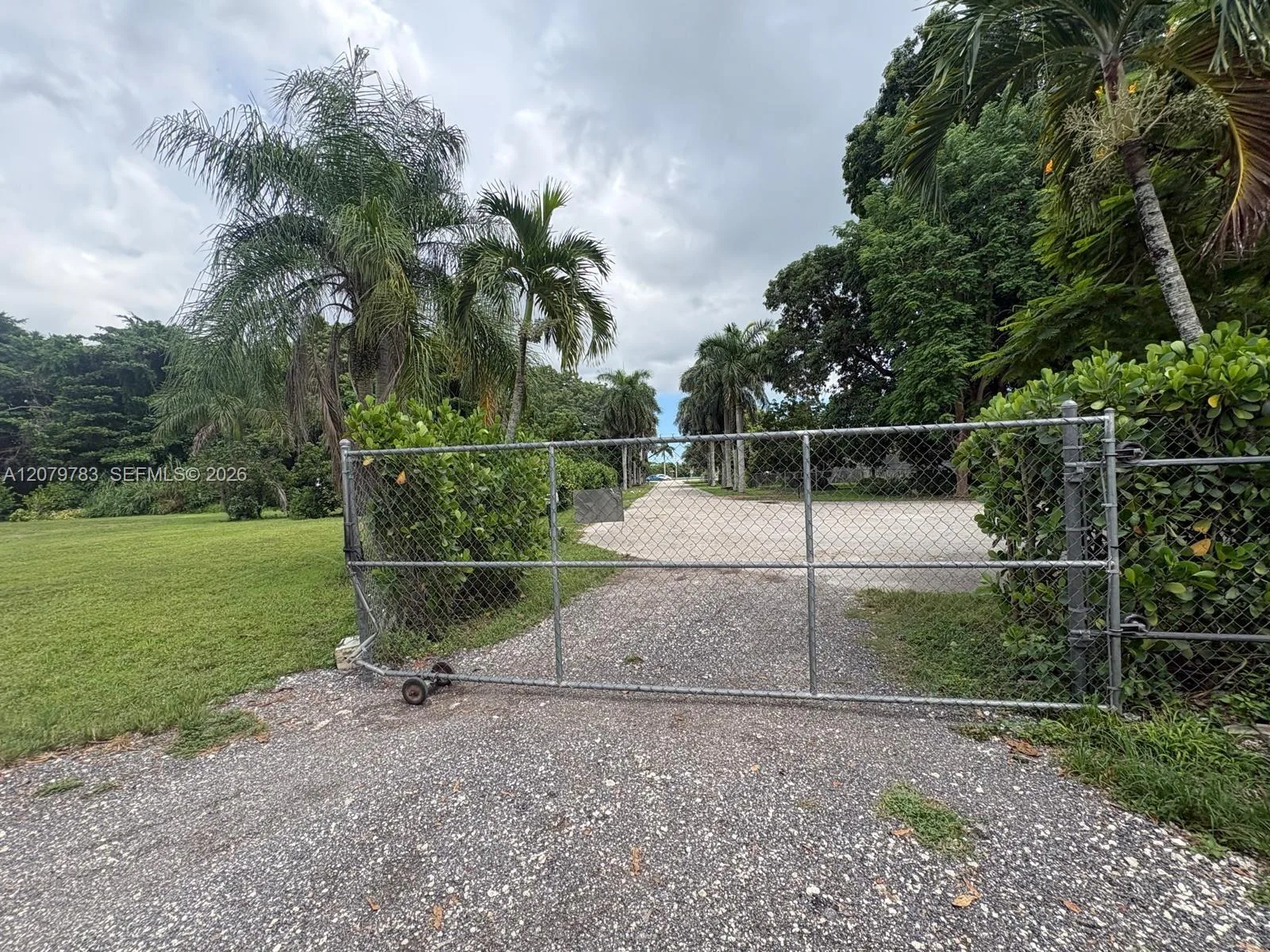 17725 SW 218th St, Miami, FL 33170