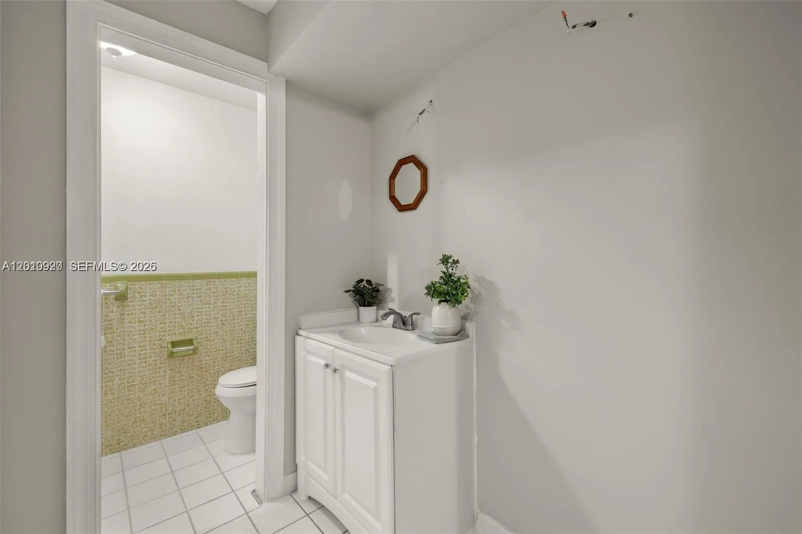 746 Overiver Drive, Fort Myers, FL 33903
