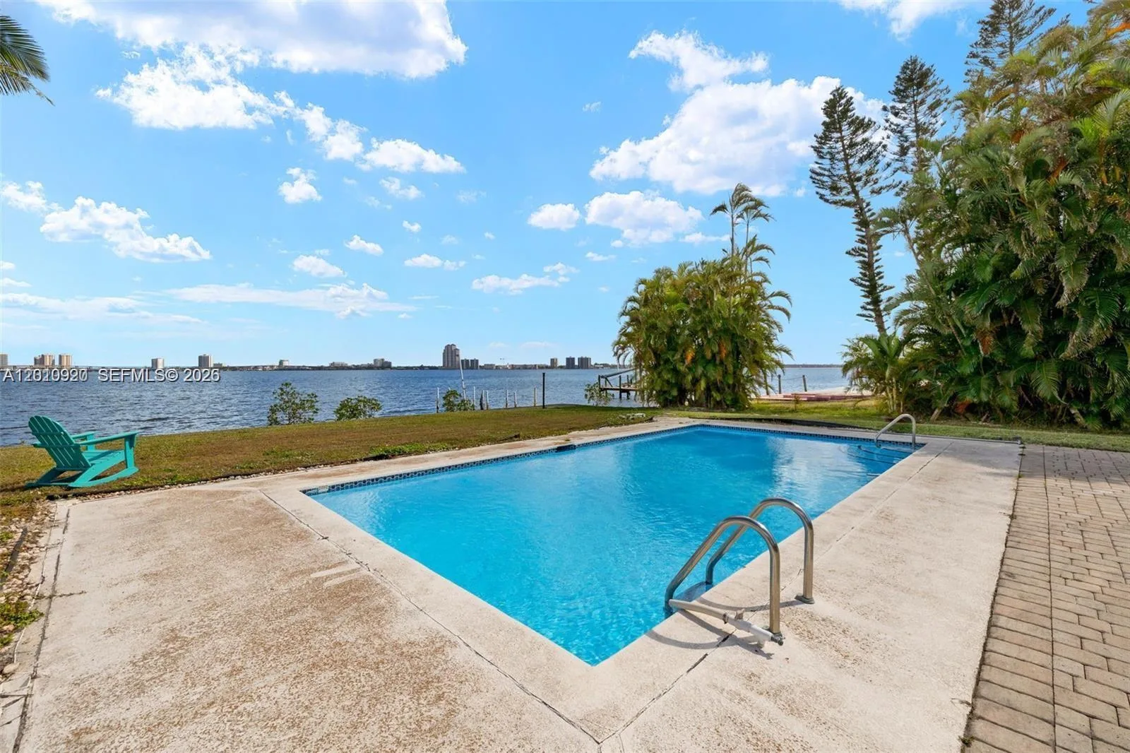 746 Overiver Drive, Fort Myers, FL 33903 photo 3