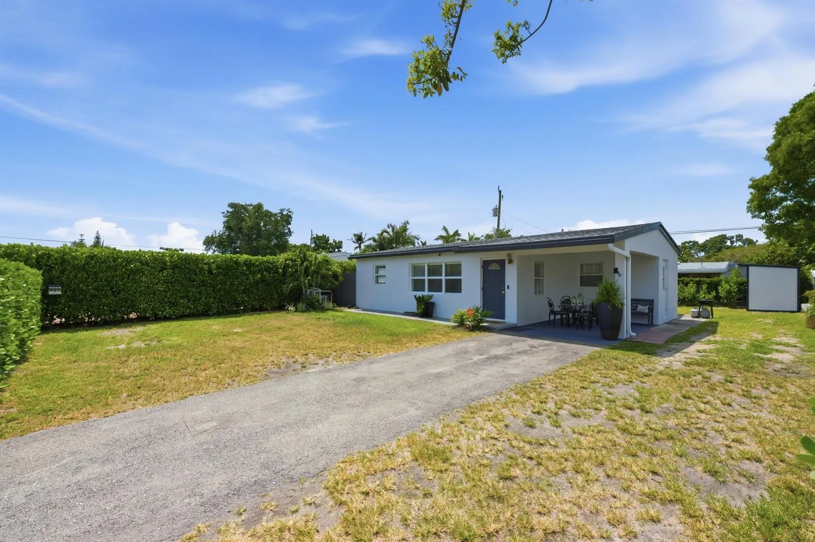 330 NE 59th Court, Oakland Park, FL 33334