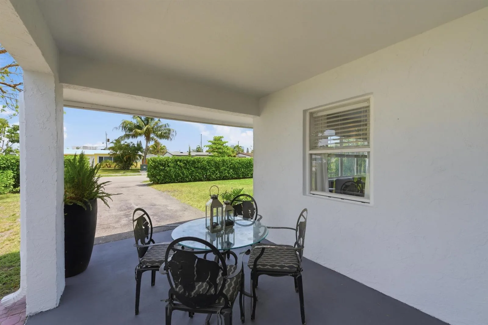 330 NE 59th Court, Oakland Park, FL 33334 photo 5