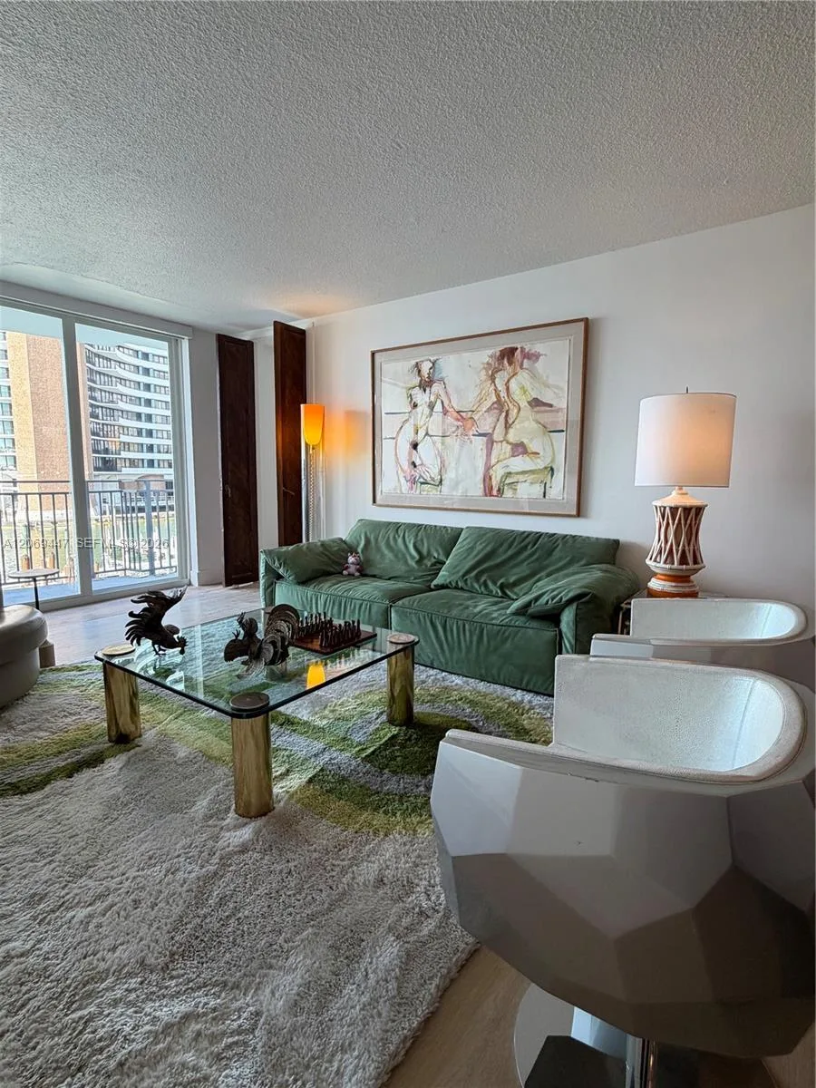 770 NE 69th St # 3F, Miami, FL 33138 photo 2