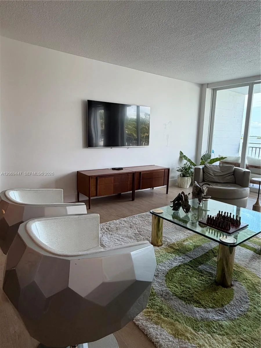 770 NE 69th St # 3F, Miami, FL 33138 photo 4