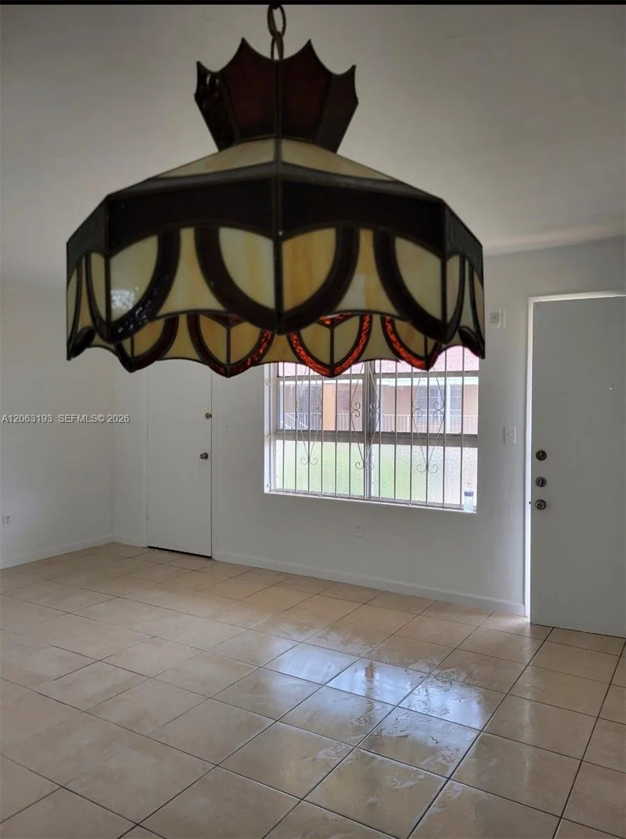 3881 W Flagler St # 305, Miami, FL 33134