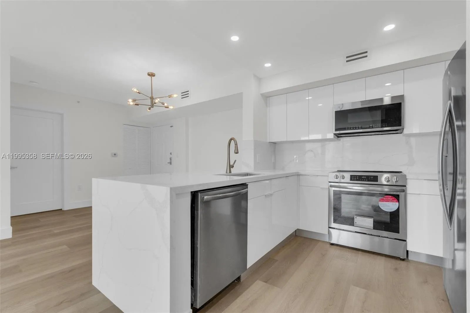 1155 Brickell Bay Dr # 2308, Miami, FL 33131 photo 4
