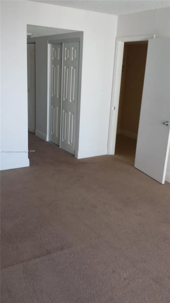 2750 NE 183rd St # 2305, Aventura, FL 33160 photo 3