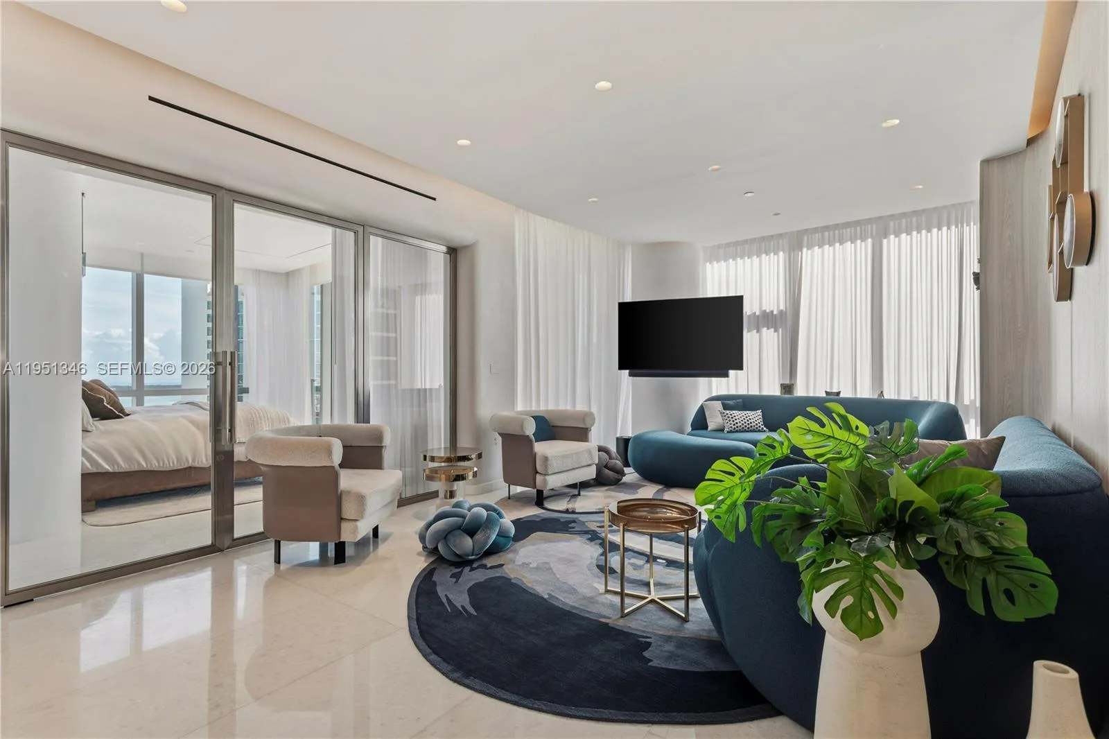 851 NE 1st Ave # 3411, Miami, FL 33132 photo 9
