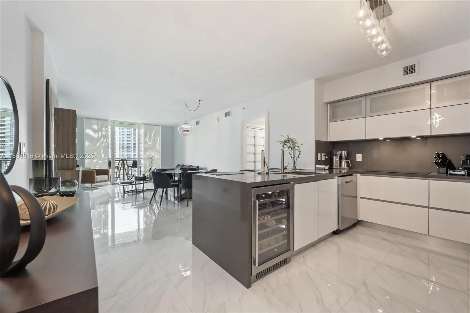 One Miami Unit 2515 at 325 S Biscayne Blvd # 2515, Miami, FL 33131 — photo 1