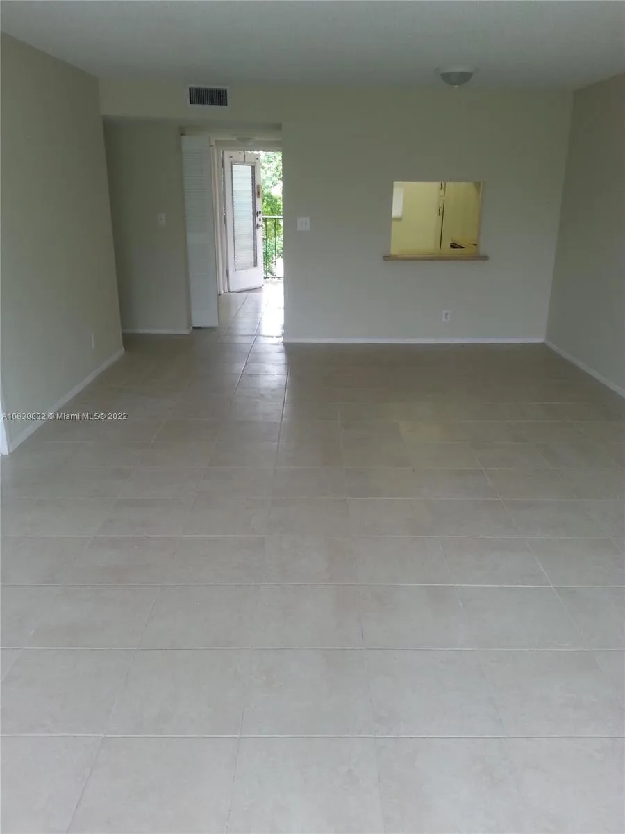 8411 Lagos De Campo Blvd # 303U, Tamarac, FL 33321 photo 3