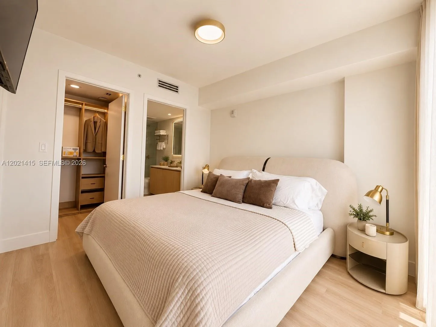 90 NE 32nd St # 903, Miami, FL 33137 photo 4