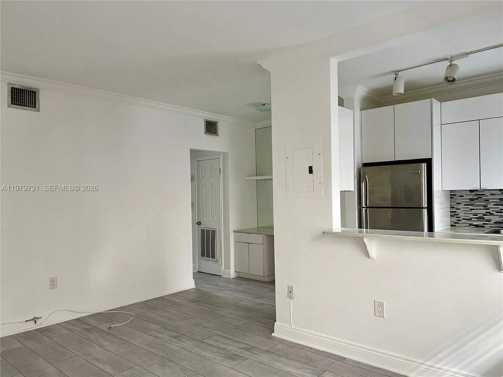 1551 Michigan Ave # 13, Miami Beach, FL 33139 photo 3
