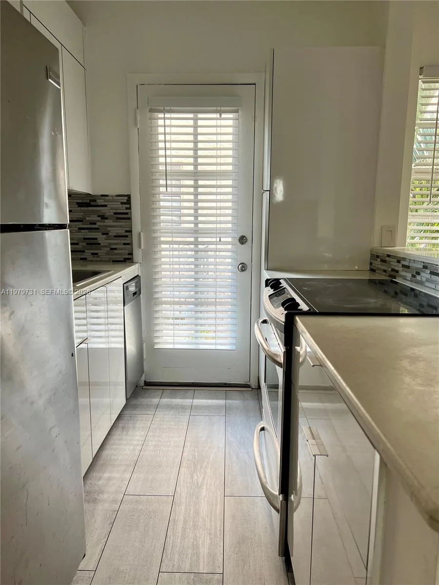 1551 Michigan Ave # 13, Miami Beach, FL 33139 photo 6