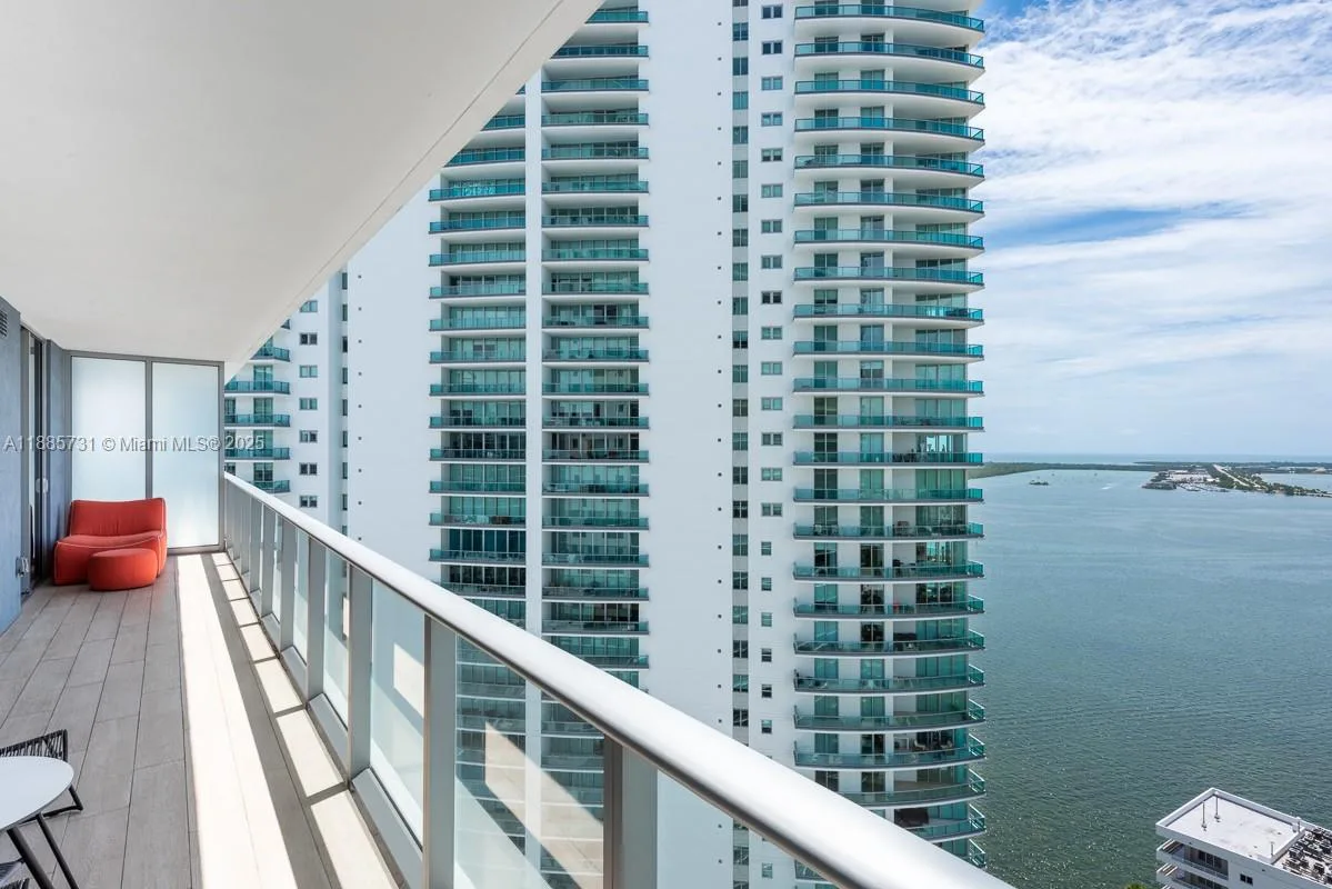 1300 Brickell Bay Dr # 3205, Miami, FL 33131 photo 13