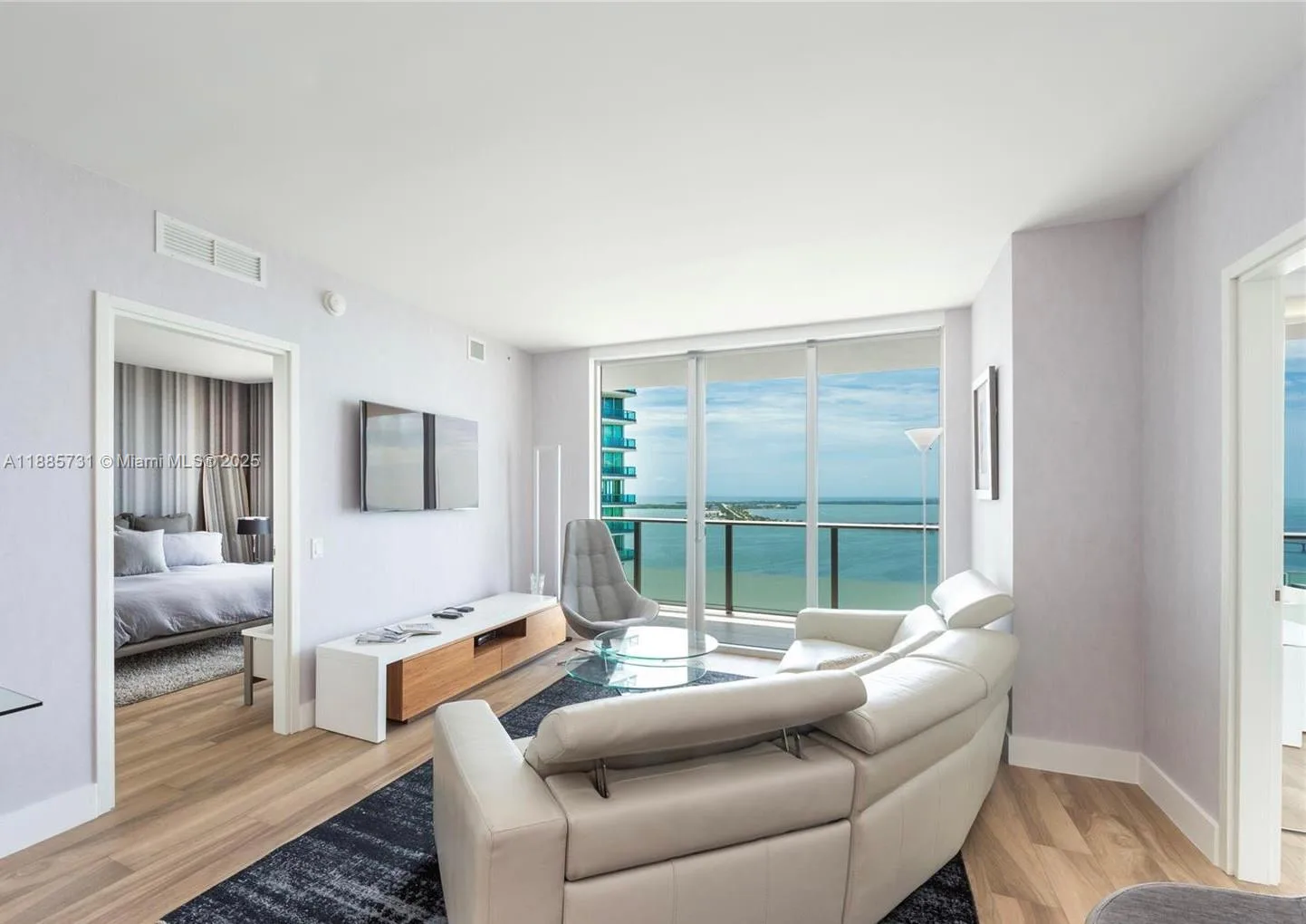 1300 Brickell Bay Dr # 3205, Miami, FL 33131 photo 3