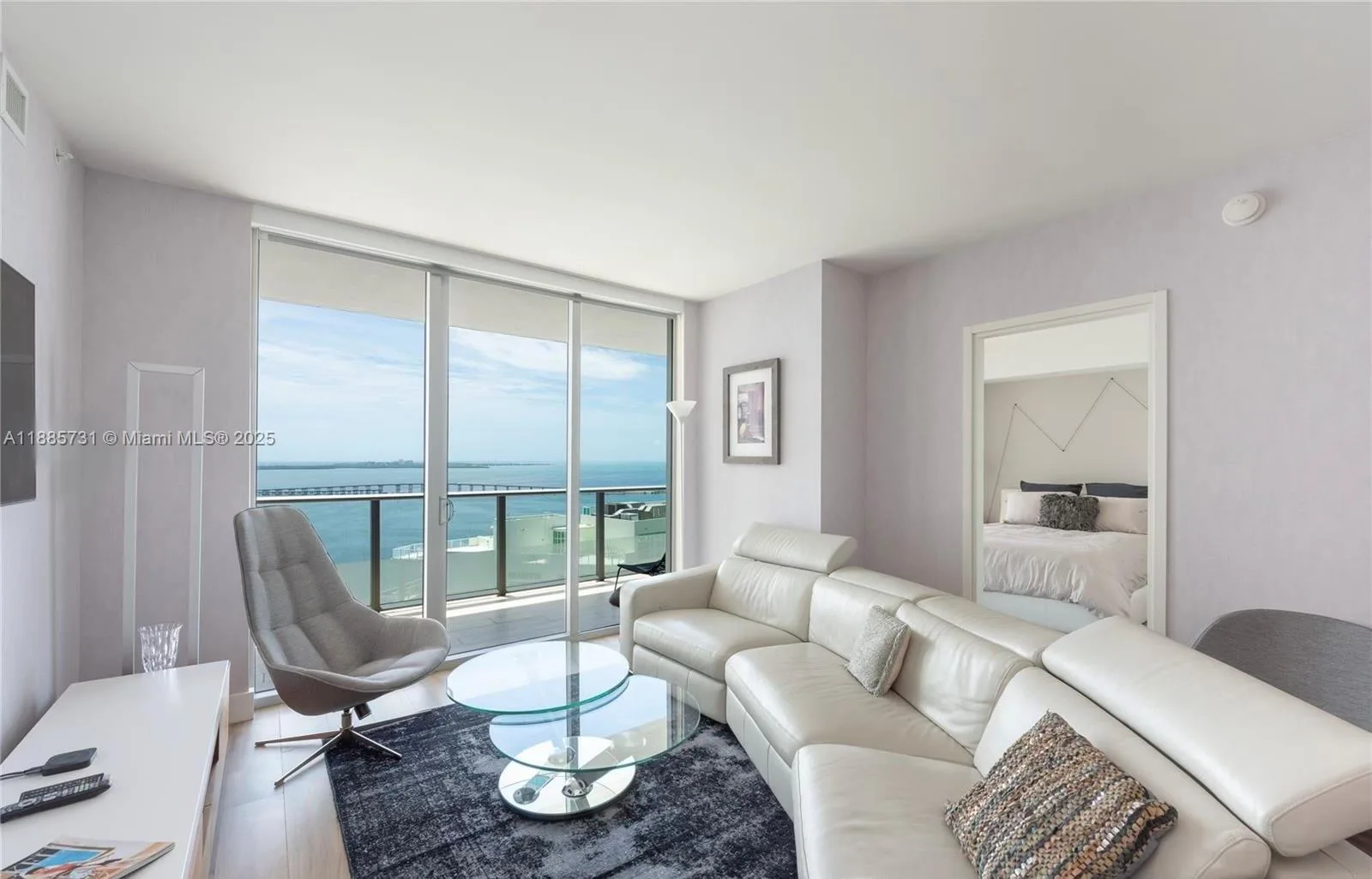 1300 Brickell Bay Dr # 3205, Miami, FL 33131 photo 5