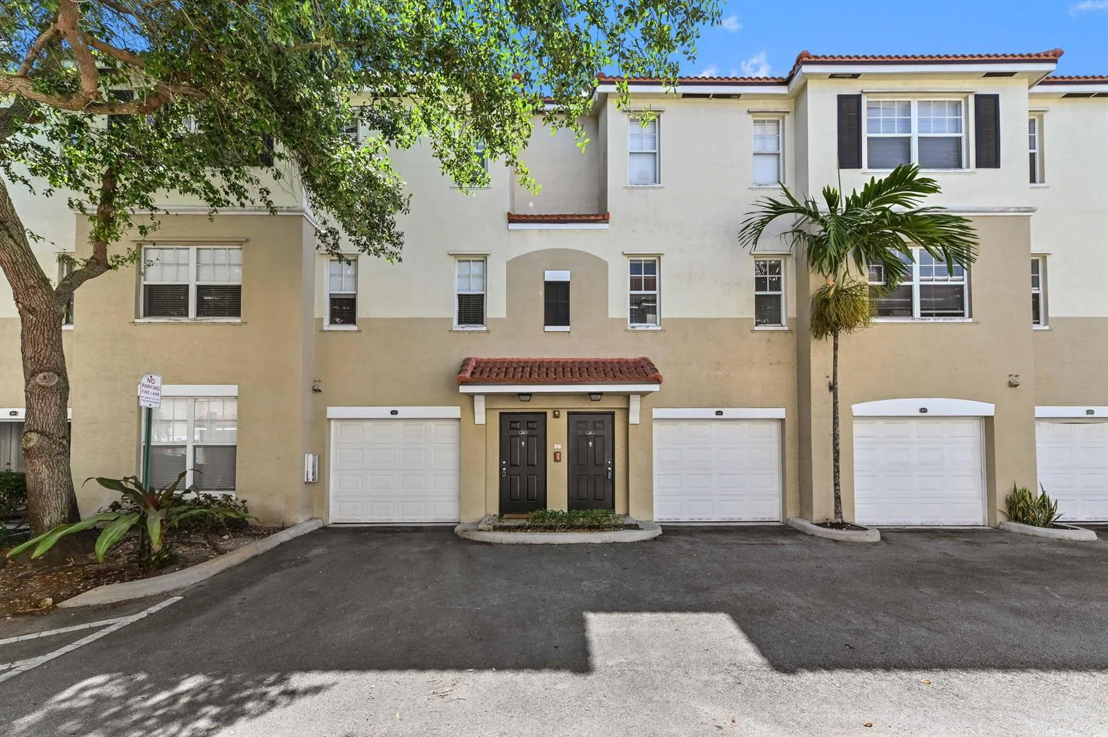6020 W Sample Road # 204, Coral Springs, FL 33067