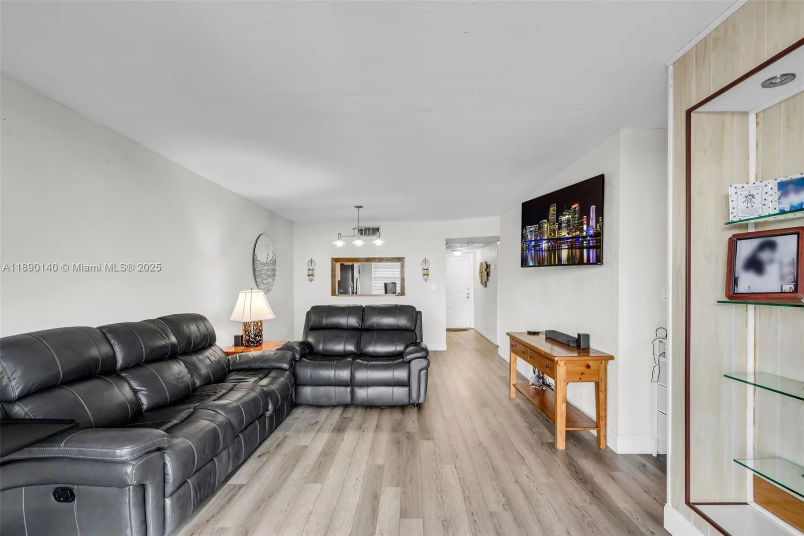 1100 Colony Point Cir # 504, Pembroke Pines, FL 33026 photo 8
