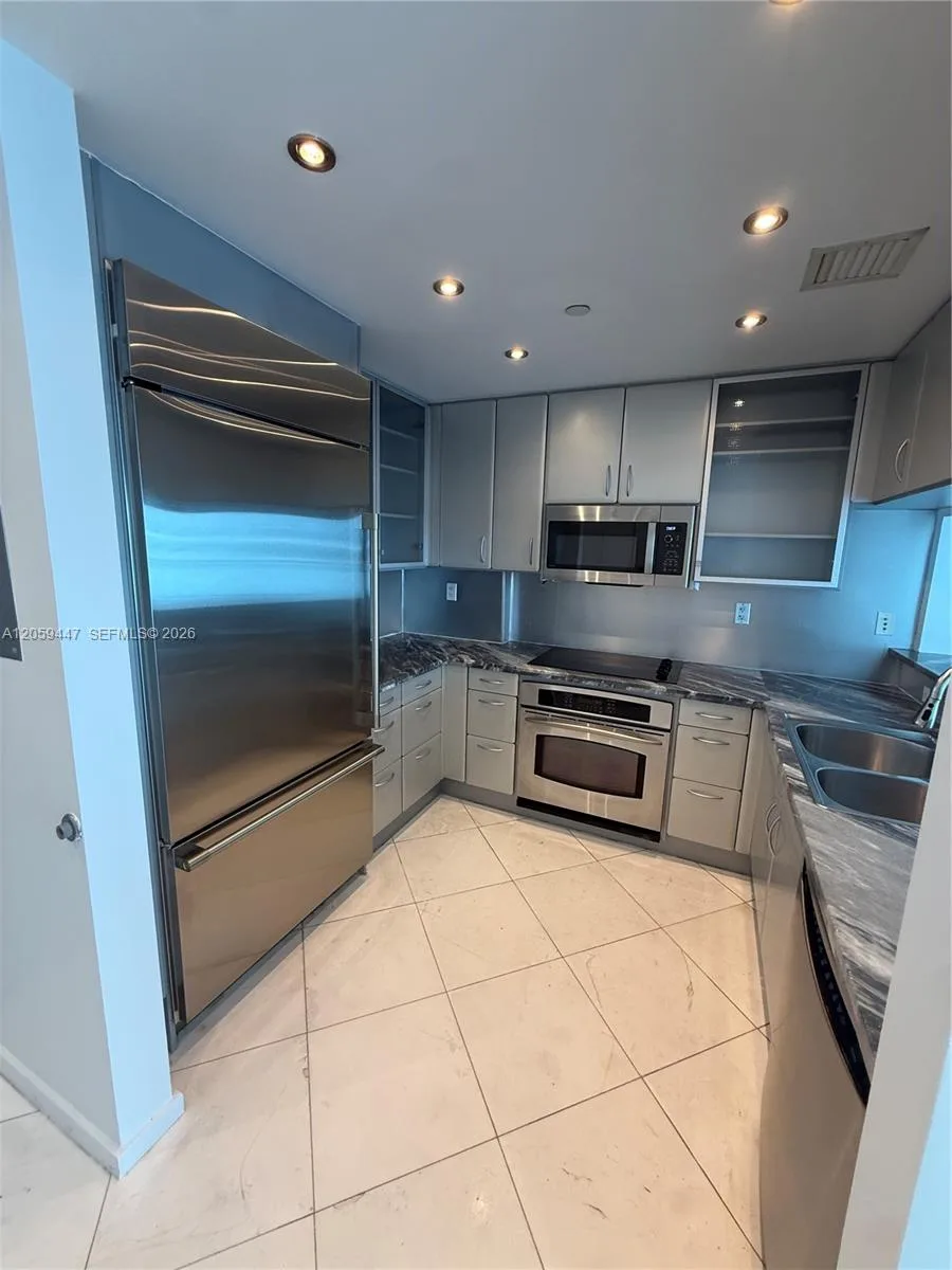 540 West Ave # 1013, Miami Beach, FL 33139 photo 4