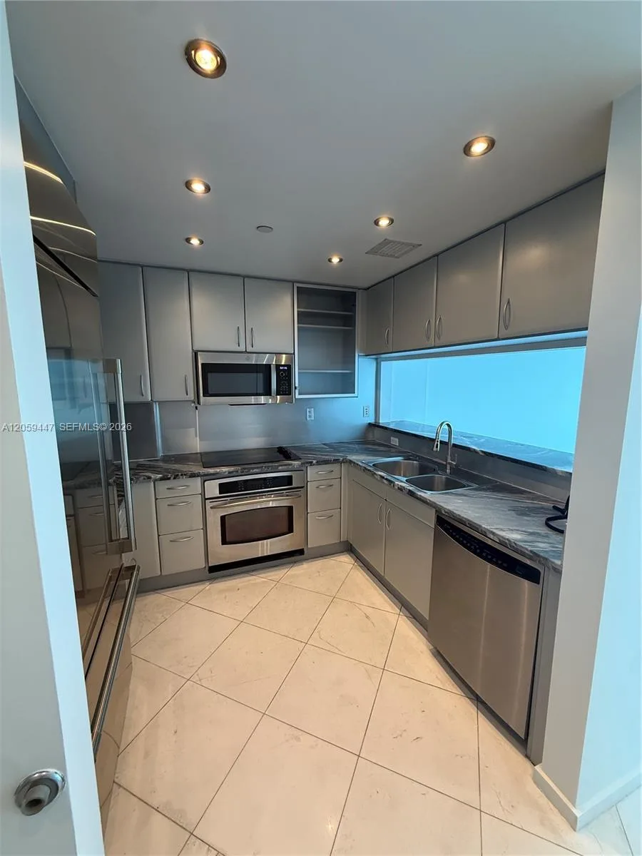 540 West Ave # 1013, Miami Beach, FL 33139 photo 6
