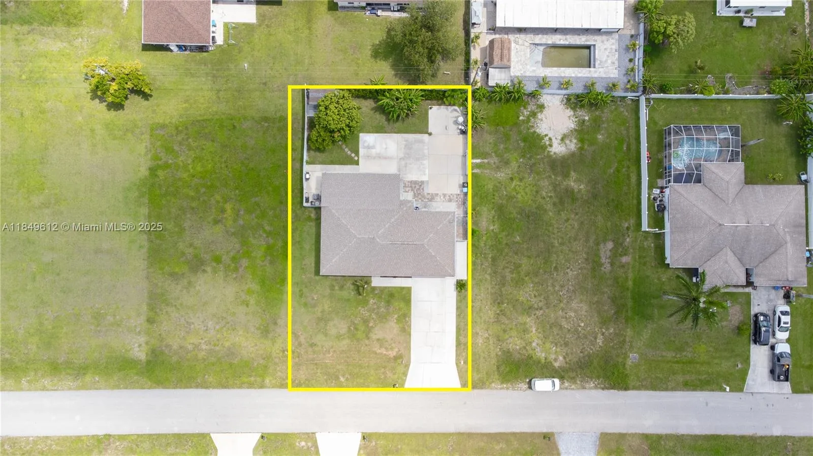 2038 NE 25th St, Cape Coral, FL 33909 photo 5