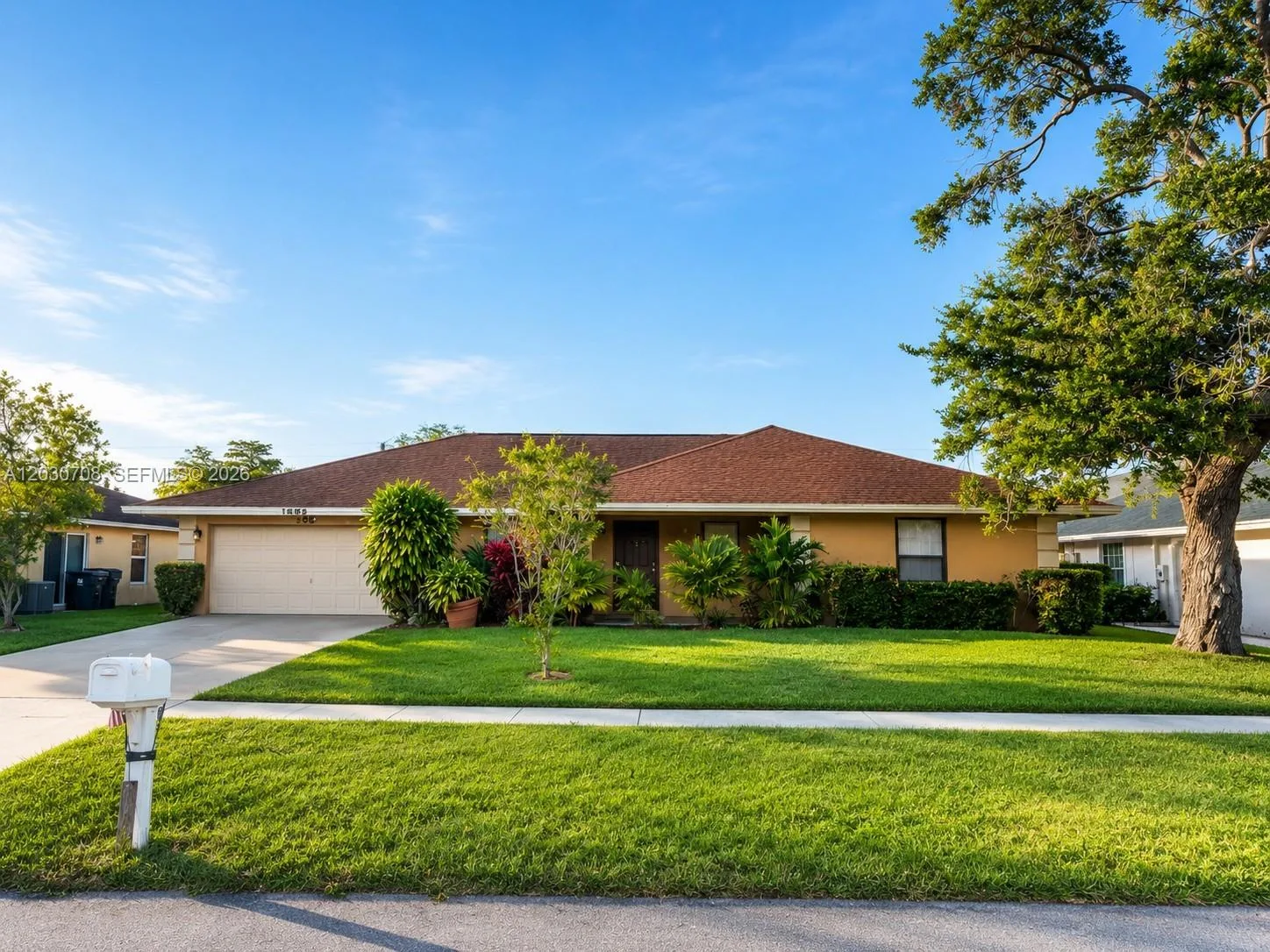 1800 Wisteria St, Wellington, FL 33414