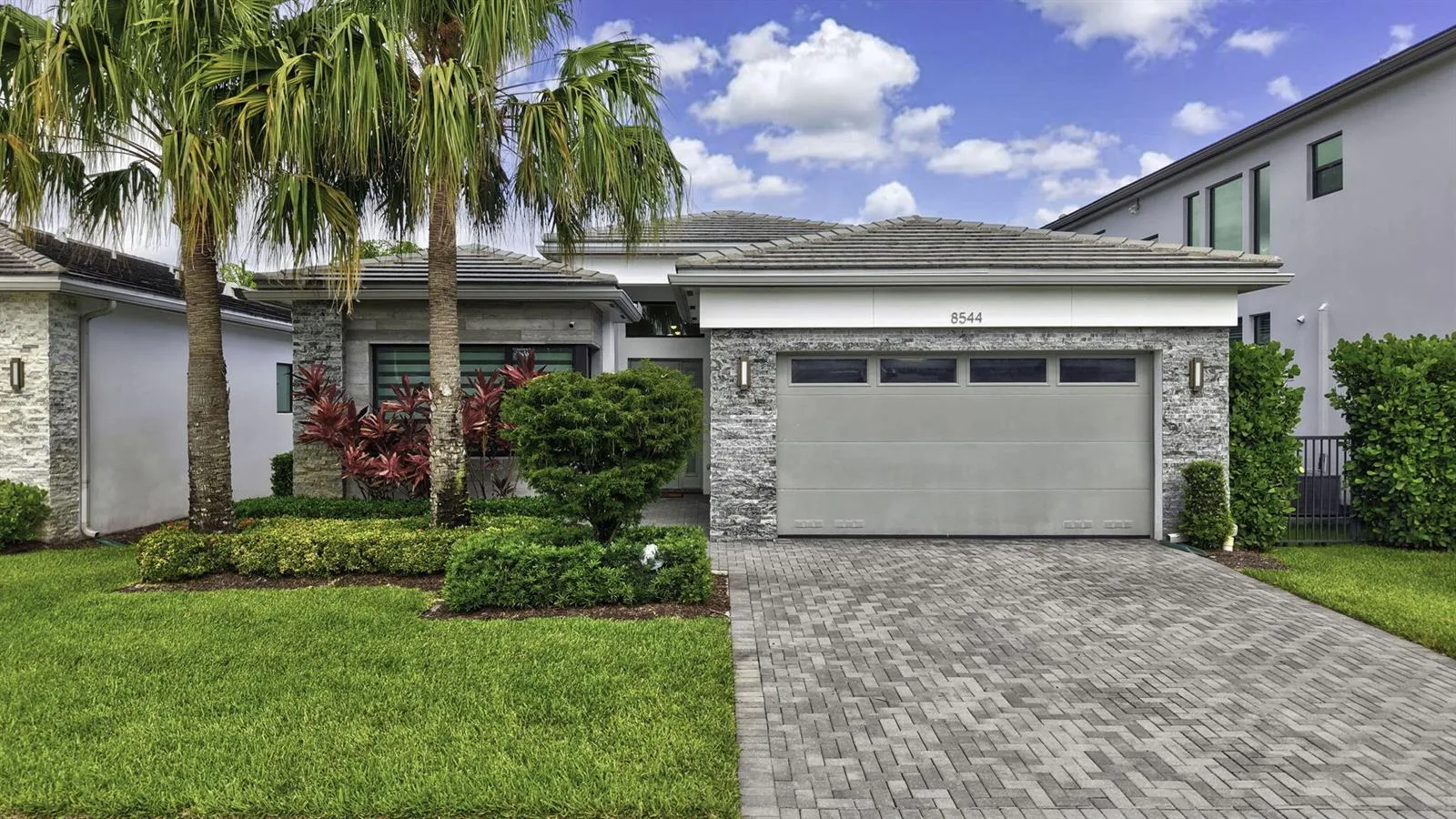 8544 Apple Falls Lane, Boca Raton, FL 33496 photo 5