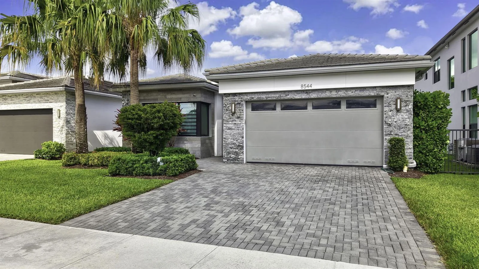 8544 Apple Falls Lane, Boca Raton, FL 33496 photo 6