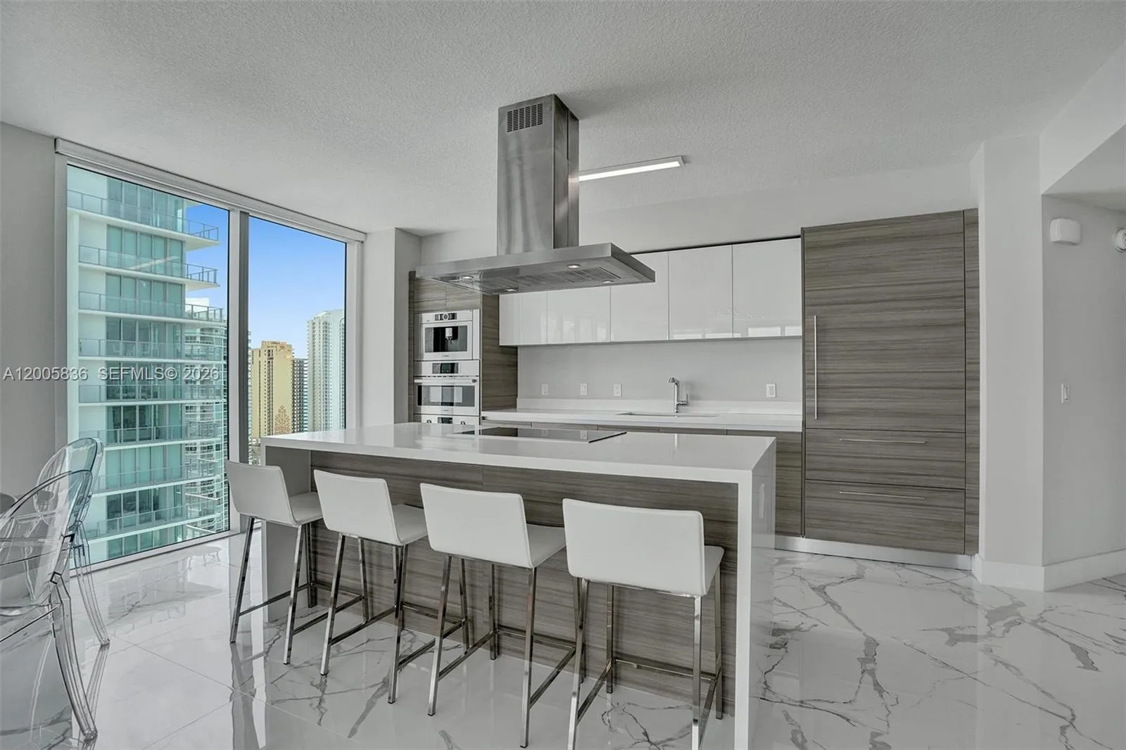 330 Sunny Isles Blvd # 5-2207, Sunny Isles Beach, FL 33160 photo 3