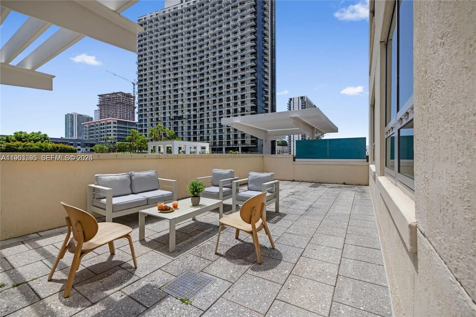 3250 NE 1st Ave # 516, Miami, FL 33137