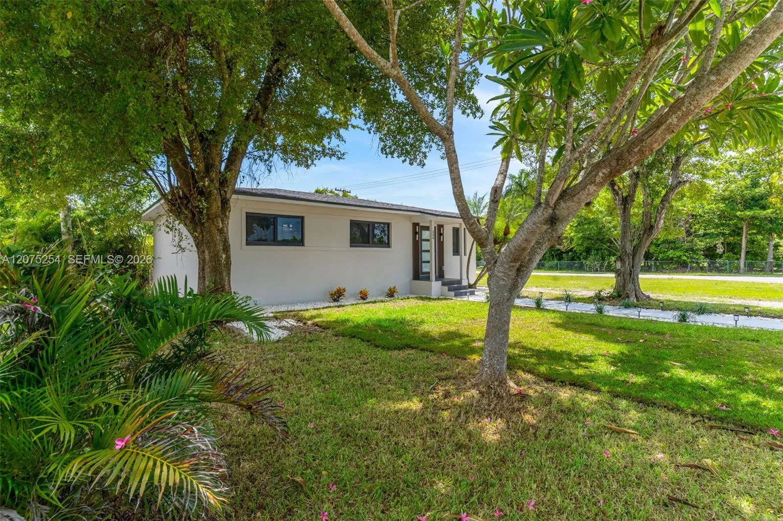 544 NW 12th St, Homestead, FL 33030 photo 4