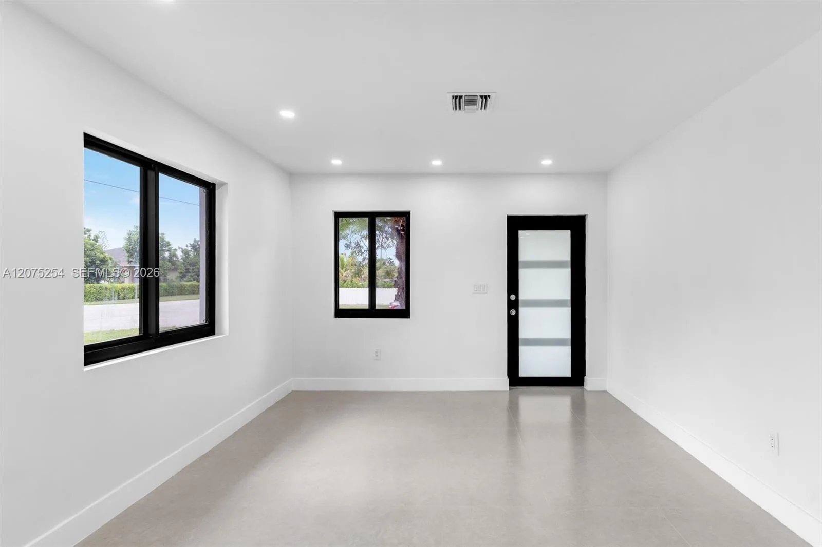 544 NW 12th St, Homestead, FL 33030 photo 5
