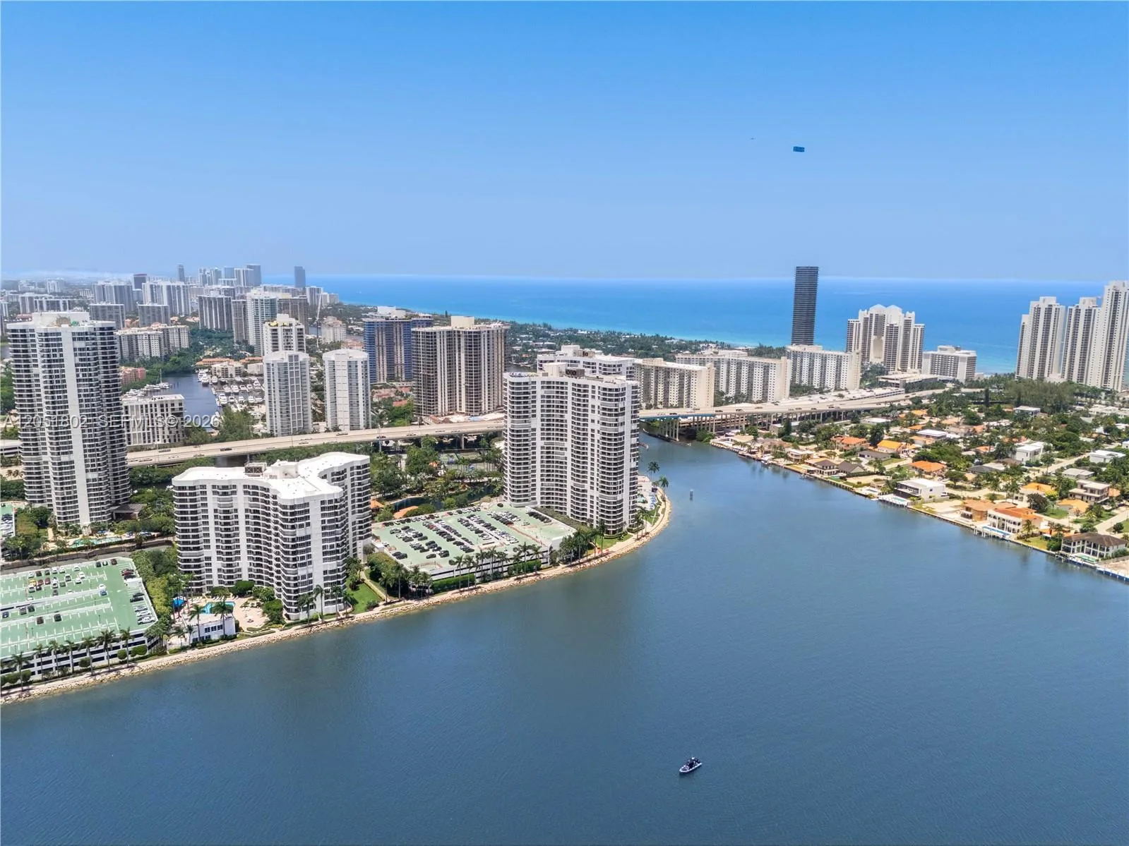3600 Mystic Pointe Dr # 1816, Aventura, FL 33180