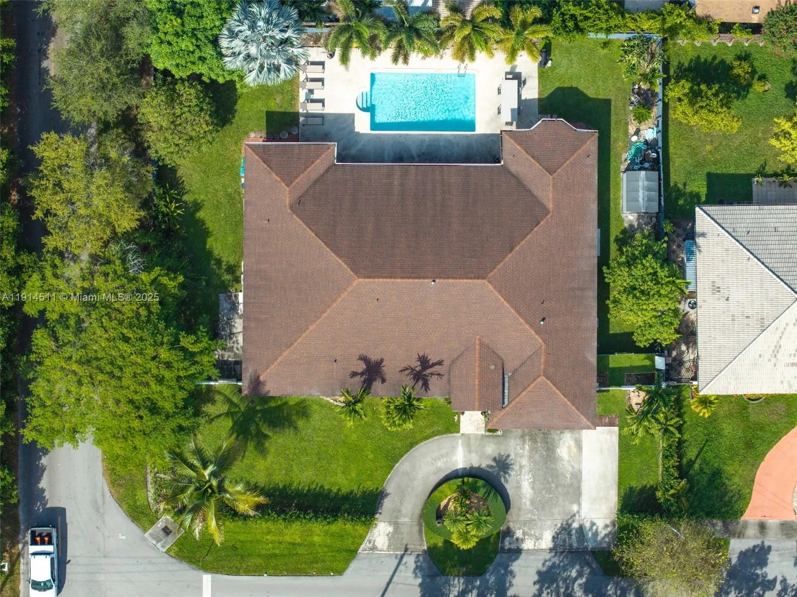 10195 NW 26th St, Doral, FL 33172 photo 2