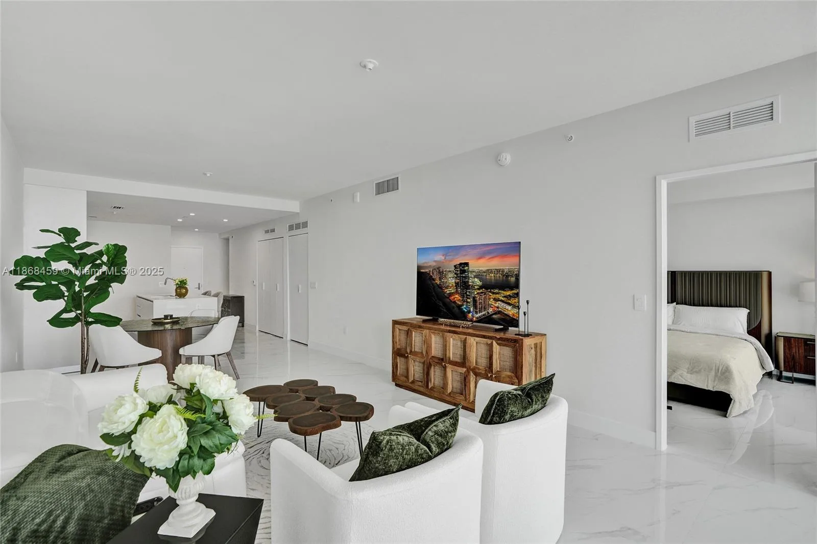 700 NE 24th St # 806, Miami, FL 33137 photo 7