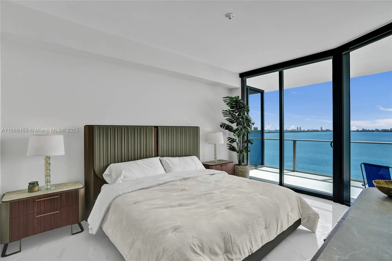 700 NE 24th St # 806, Miami, FL 33137 photo 8