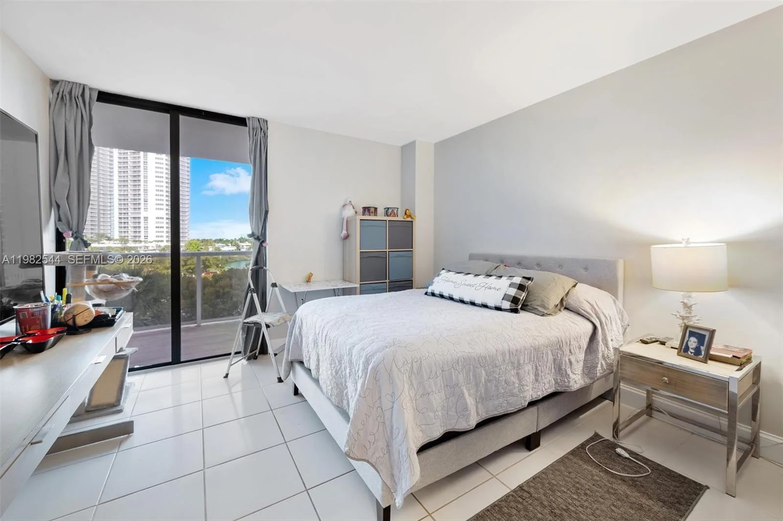 3731 N Country Club Dr # 521, Aventura, FL 33180 photo 10