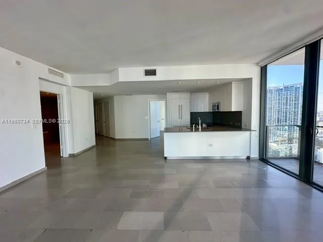 68 SE 6th St # 2511, Miami, FL 33131 photo 11