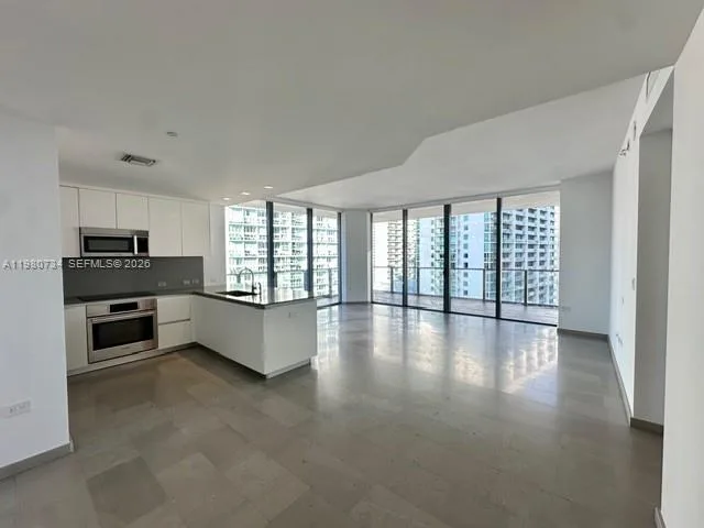 68 SE 6th St # 2511, Miami, FL 33131 photo 8