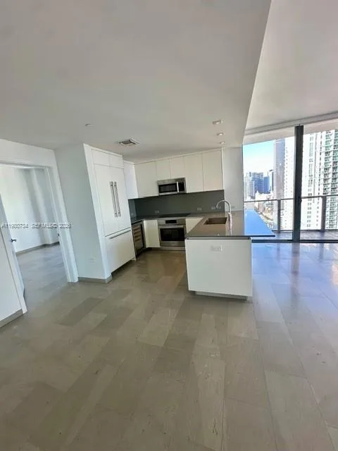 68 SE 6th St # 2511, Miami, FL 33131 photo 9
