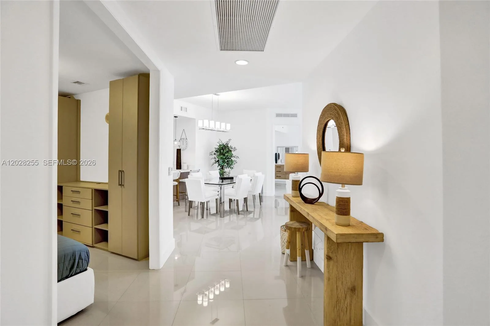 15901 Collins Ave # 2807, Sunny Isles Beach, FL 33160 photo 4