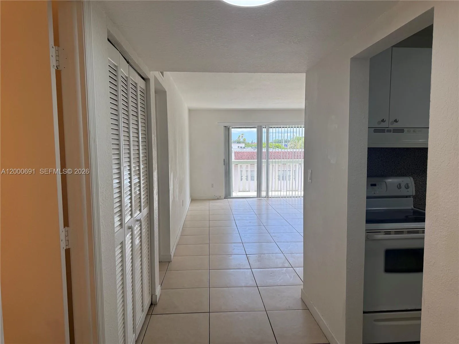 15201 NE 6th Ave # C304, Miami, FL 33162 photo 5