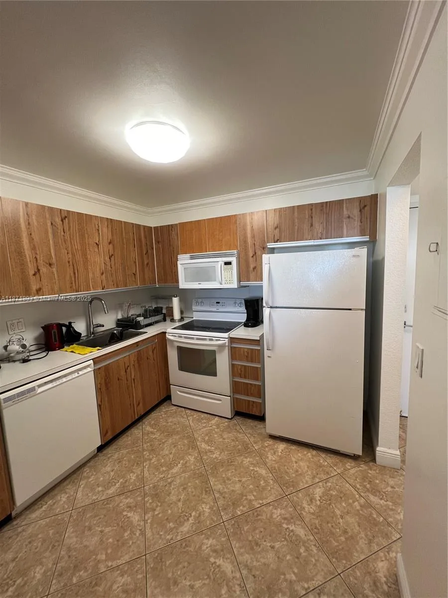 2301 S Ocean Dr # 506, Hollywood, FL 33019 photo 4