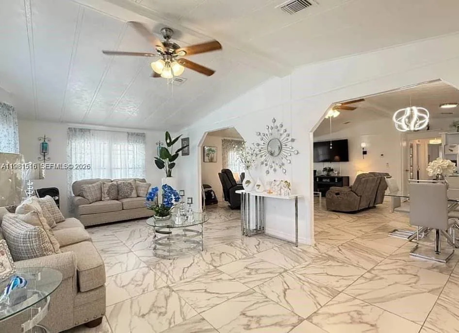 215 LAURELCREST CIR VALRICO, Brandon, FL 33594 photo 2